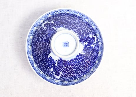 明治前期紙刷扇面に菊図蓋茶碗