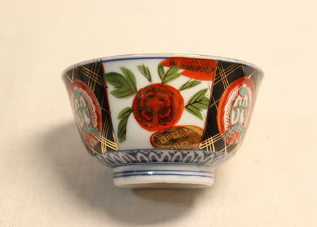 大正～昭和戦前九谷焼色絵三方に牡丹図飯茶碗