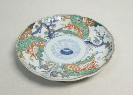 明治前期色絵鶴と松竹梅図通り物7寸皿