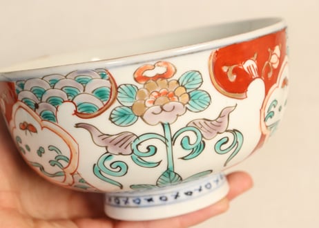 明治前期色絵三方に牡丹図蒸茶碗