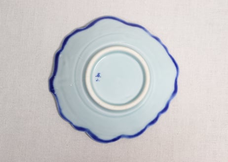 昭和戦前青磁陽刻葉型6寸皿