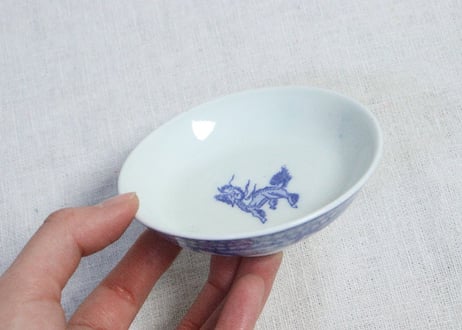 明治後期～大正銅判麒麟と獅子牡丹図蓋茶碗