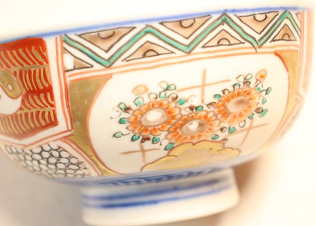 明治前期色絵三方菊図蒸茶碗