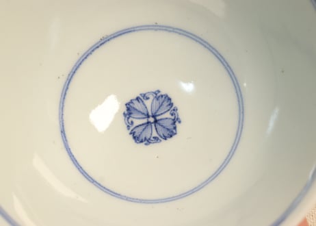 江戸後期染付牡丹図広東型蓋茶碗