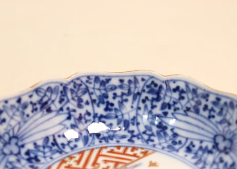 明治後期～大正大聖寺焼色絵花唐草と菊図なます皿