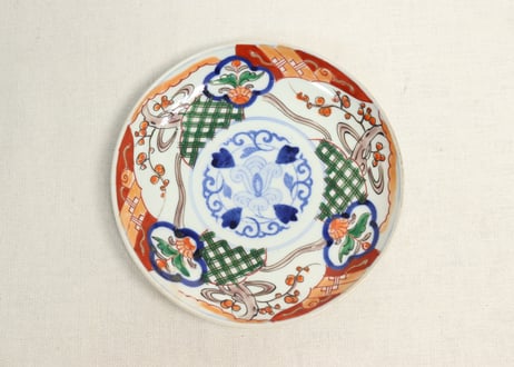 明治前期色絵牡丹と梅図6寸皿②窯傷