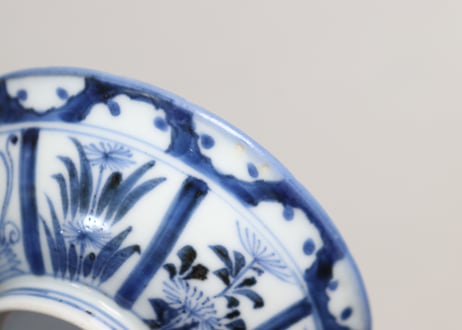 江戸後期染付草花割絵と雪輪図蓋茶碗