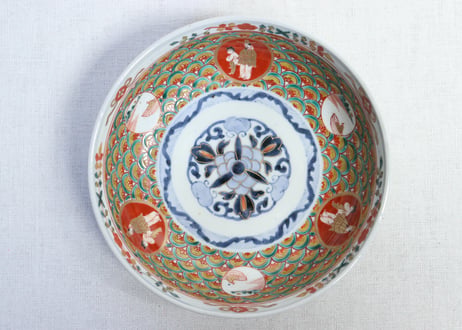 明治前期色絵山水人物と花弁図6寸鉢
