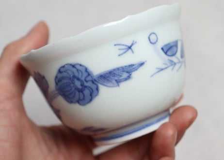 江戸中期染付菊と牡丹図向付
