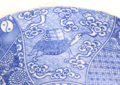 明治後期～大正銅判亀と鳳凰図８寸皿①