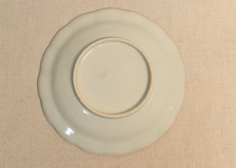 江戸幕末染付杜若図6寸皿 | 吉祥寺PukuPuku