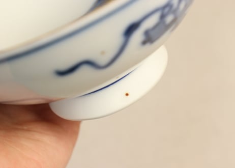 明治前期九谷焼金彩染付山水図碗