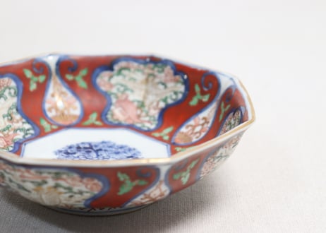 明治前期大聖寺焼色絵四方に宝と鶴図八角なます皿①