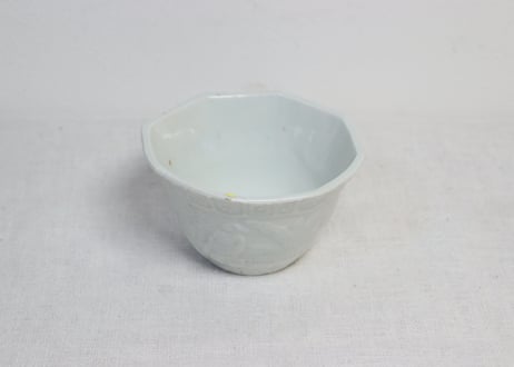 江戸中期白磁陽刻人物と漢詩図八角向付　ムシクイ
