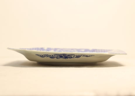 明治前期紙刷松竹梅に菊と千鳥図角皿　少甘手