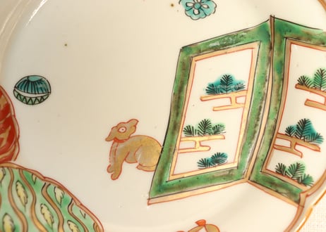明治前期色絵松図屏風と犬図5寸皿