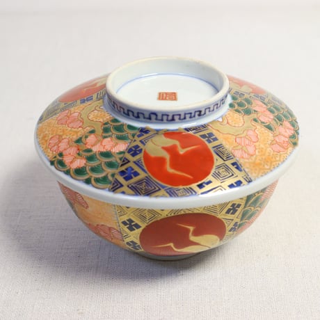 幕末～明治期　色絵鶴亀文様蓋物　五客　納箱付　料理屋　古器を楽しむ　金襴手　赤絵 不明による浮世絵「「鶴亀」」