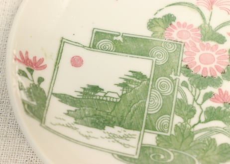 明治後期～大正銅判菊と山水図小皿①濃いめ