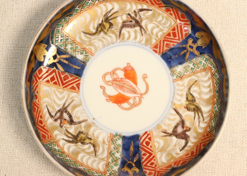 明治前期色絵三方に燕図小皿 | 吉祥寺PukuPuku