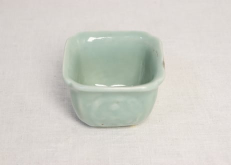 江戸中期青磁陽刻鳳凰と団龍図向付 ひっつき,高台ホツ