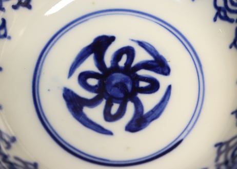 明治前期ベロ藍鳳凰図通り物飯茶碗