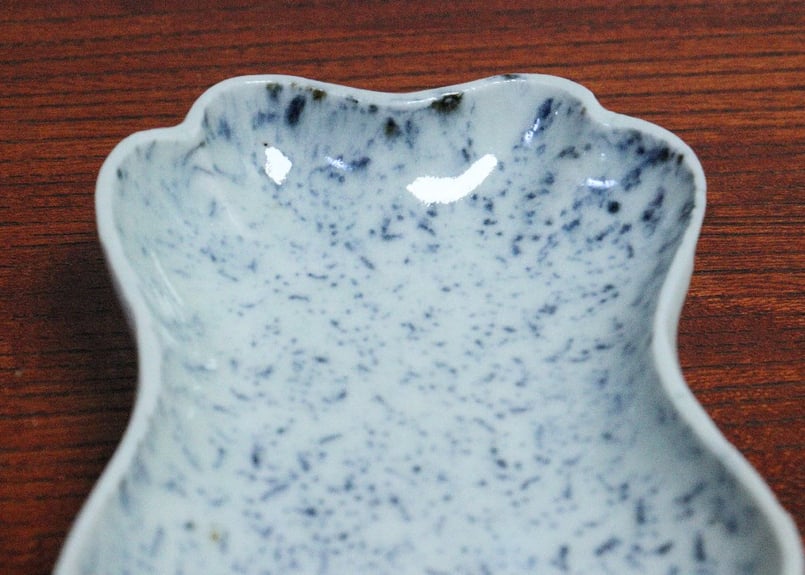 江戸中期紙刷古印判小紋図糸巻き型小皿④ 小キズ | 吉祥寺PukuPuku