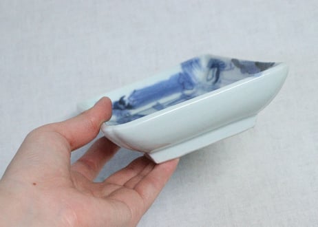 江戸後期染付山水図長皿　ややかたつき