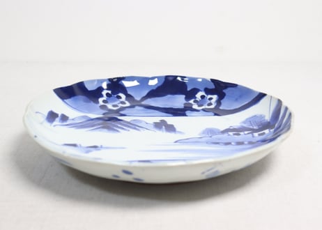 明治前期染付山水と花図８寸皿