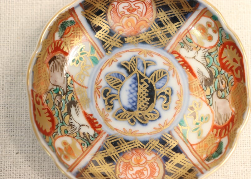 明治前期色絵桃と鶴図通り物豆皿② 少甘手 | 吉祥寺PukuPuku