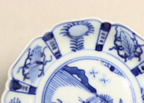 明治前期染付芙蓉手イナゴ図小皿