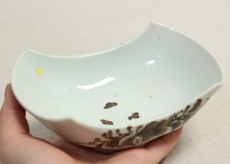明治後期～大正鉄絵花図舟形皿②少甘手,少かたつき