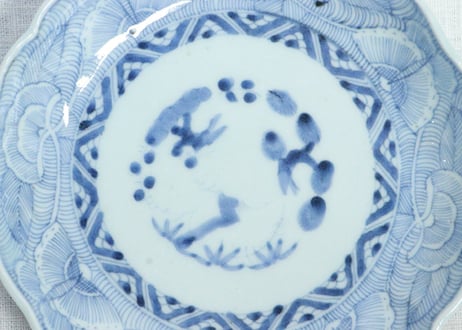 江戸幕末染付線描き蝶と牡丹図６寸皿