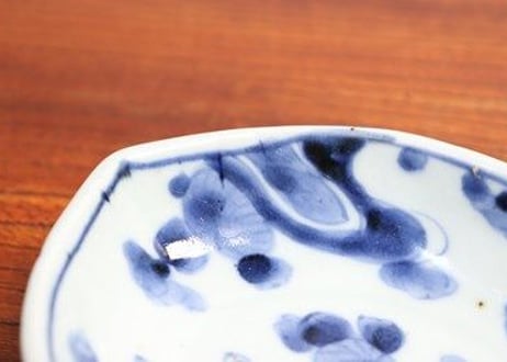 江戸中期染付流水に菊図舟形皿②