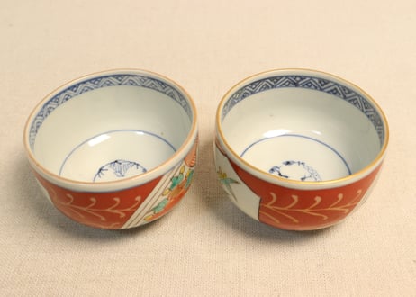 江戸幕末色絵牡丹と菖蒲図湯呑①