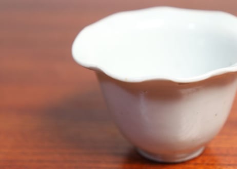 江戸中期柿右衛門白磁輪花縁向付①
