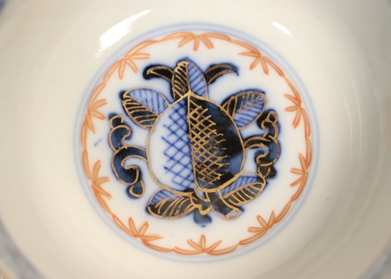 明治前期色絵桃と鶴図通り物飯茶碗 | 吉祥寺PukuPuku