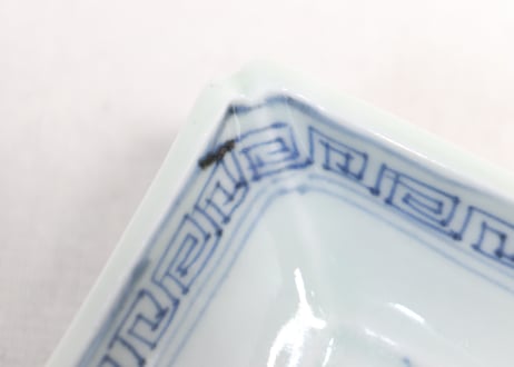 江戸幕末染付菖蒲図長皿　かたつき