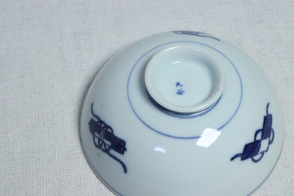1277  九谷焼　染付山水風景図　皿　5客　時代物 4.5号香炉 染付山水 – Juttoku.