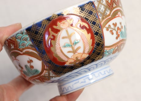 明治前期色絵桃と六方に松竹梅と牡丹図通り物蒸茶碗