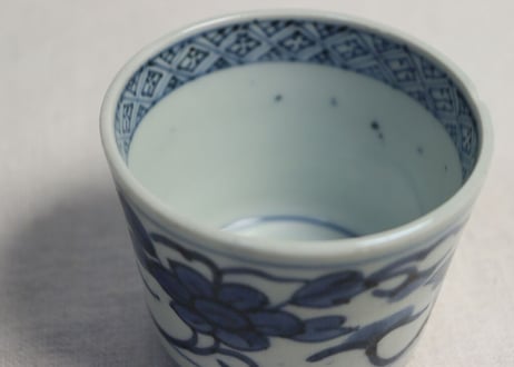 江戸後期染付二方に鉄線図猪口