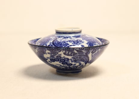 明治前期紙刷松に鷹図蓋茶碗