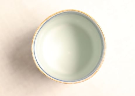 江戸中期色絵草花と亀甲図のぞき(大ぶり) ノミホツ