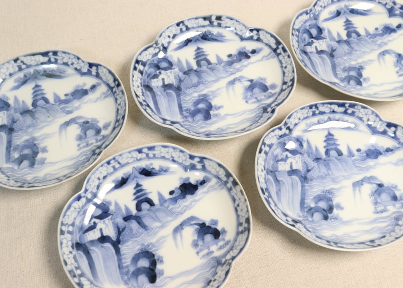 染付 明治 大正時代 大皿 文明開化 風景画 希少(K-YC476) 染付 明治 大正時代 大皿 文明開化 風景画 希少(K-YC476) Amazon