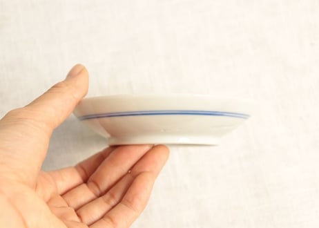 明治前期染付生け花図小皿①　濃いめ