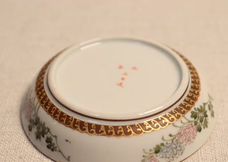 明治前期九谷焼色絵家風景図通り物豆皿①