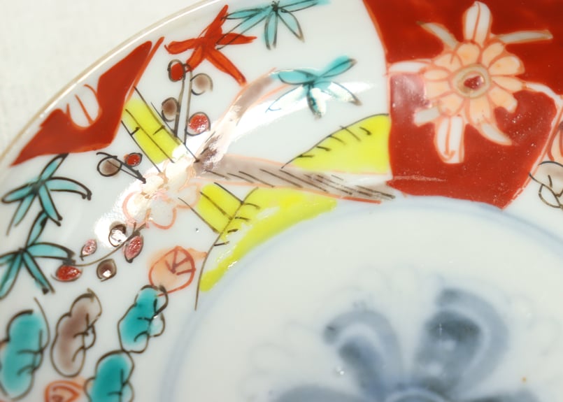 小皿 松竹梅 染付 丸窓 3枚 明治 大正 明治前期色絵三方に松竹梅図小皿②裏絵付け違い | 吉祥寺PukuPuku