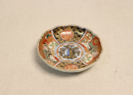 明治前期色絵桃と鶴図通り物豆皿②　少甘手