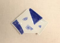 明治後期～大正京焼染付梅図折り紙型皿
