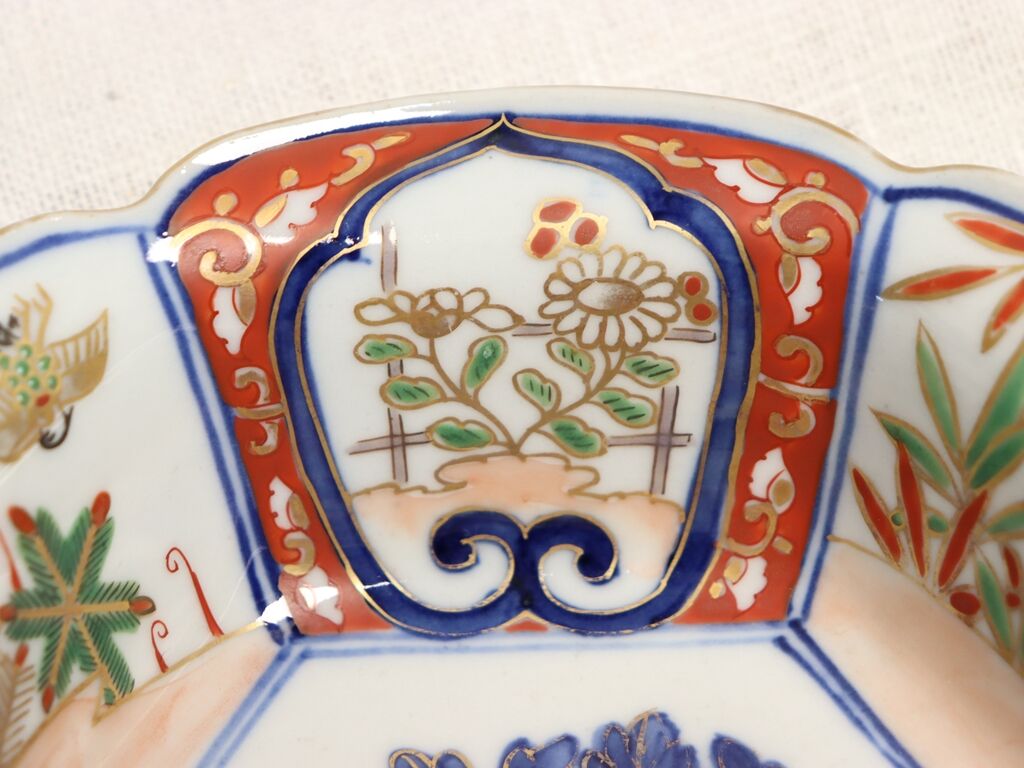 伊万里色絵菖蒲ハ角大皿（明治）