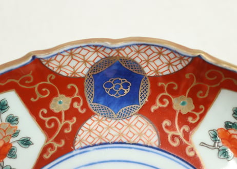 江戸幕末色絵牡丹と青玉図通り物7寸皿②少かたつき